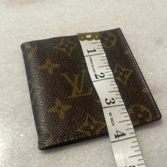 LV Monogram Wallet - Picture 3 of 12